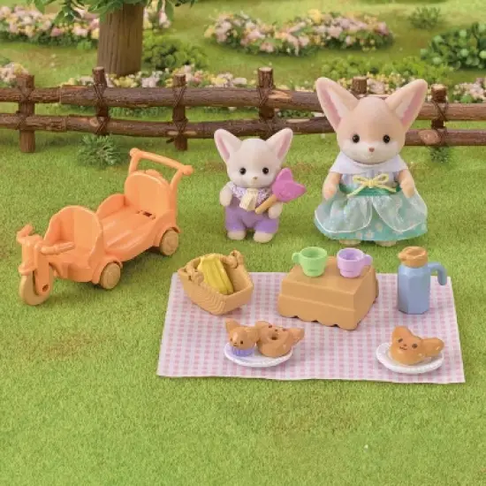 Calico Critters Sunny Picnic Set, Dollhouse Playset with 2 Collectible Figures and Accessories image {1}