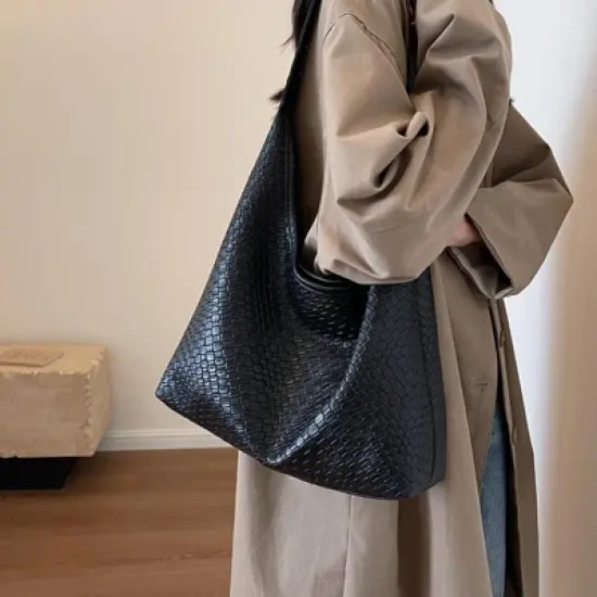 Woven Leather Tote Bag for Women Top-handle Shoulder Bag, Hobo Bags Large Capacity Soft Vegan Crossbody Handbag Underarm (black) image {1}