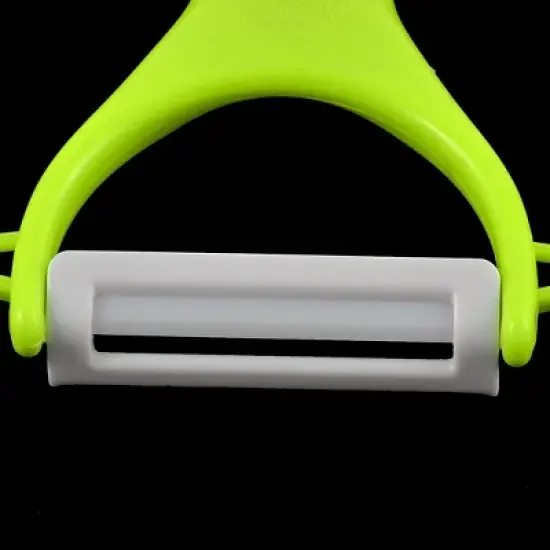 Unique Bargains Kitchen Lightweight Ergonomic Chemical Purity Peeler Green 1 Pc image {2}