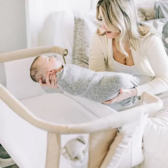 Baby Delight Beside Me Dreamer Organic Bassinet and Bedside Sleeper image {6}