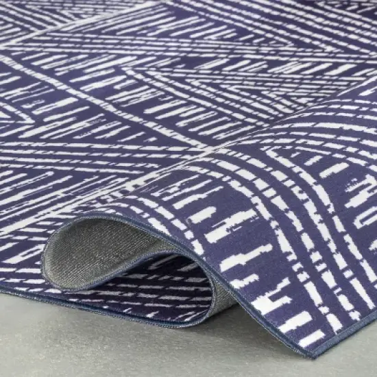 nuLOOM Nelle Machine Washable Indoor/Outdoor Area Rug image {3}