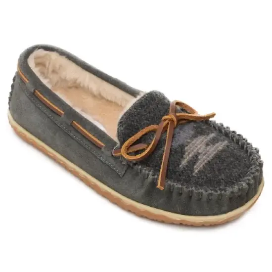 Minnetonka Women's Suede Tilia Moccasin Slippers image {8}