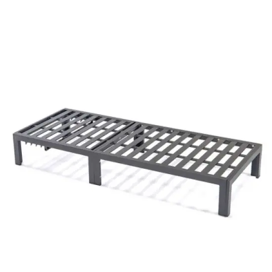 LeisureMod Chelsea Modern Outdoor Patio Lounge Chairs with Black Frame image {10}