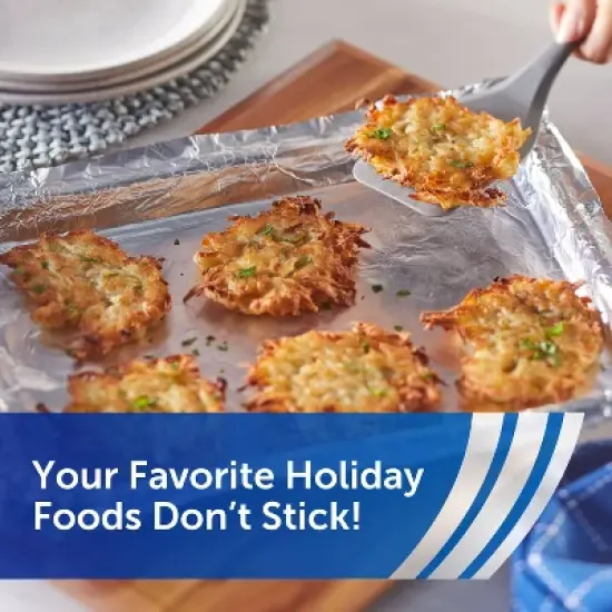 Reynolds Wrap Non-Stick Aluminum Foil - 130 sq ft image {3}