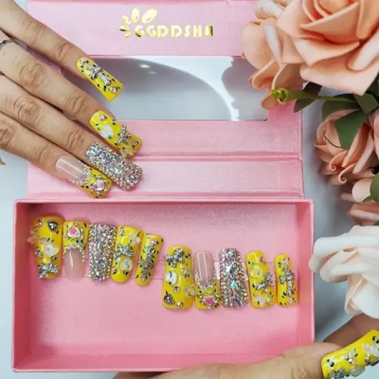 Vynxaria Yellow Transform Your Look Instantly with Wearable Nails Size M image {4}