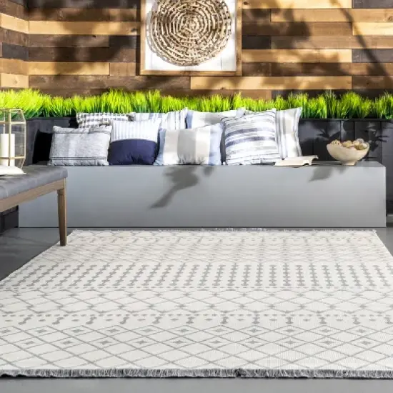 nuLOOM Indoor/Outdoor Trellis Rosalie Area Rug image {7}