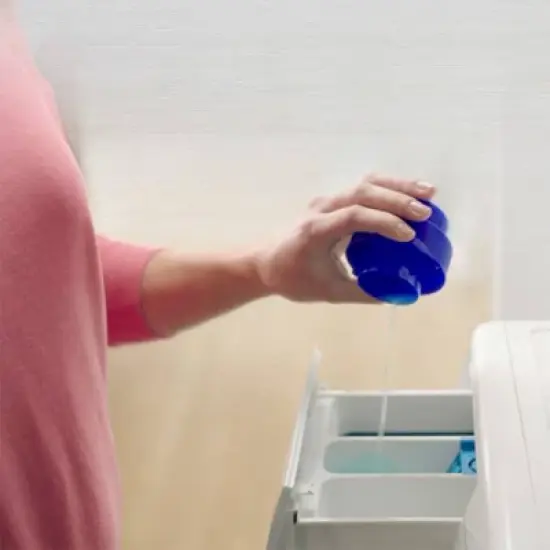 Lysol Laundry Sanitizer Sport 0% Bleach image {4}