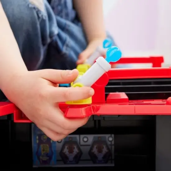 PAW Patrol Marine HQ Toy Vehicle Playset image {6}