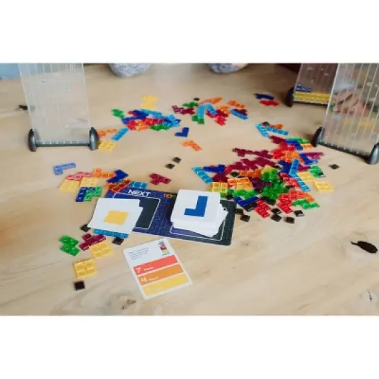 Tetris Head-To-Head Multiplayer Strategy Game image {10}