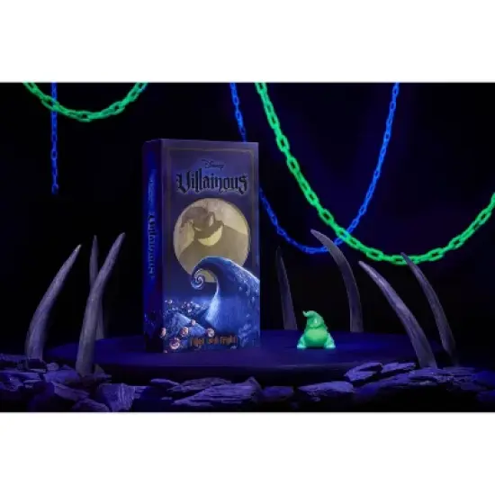 Ravensburger Disney Villainous: Filled with Fright Game image {3}