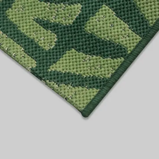 5'x7' Tonal Outdoor Rug Green - Opalhouse&trade; image {1}
