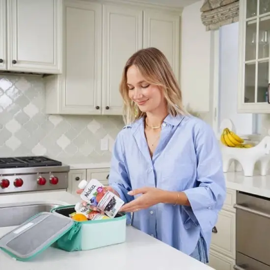 NOKA Superfood Fruit Smoothies + Prebiotic Fiber & Flax Strawberry Pineapple Pouches - 4.22oz/4pk image {10}