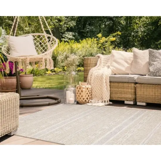 Liora Manne Orly Stripes Indoor/Outdoor Rug image {3}