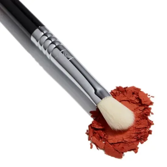 Sigma Beauty E27 Detail Blending&trade; Brush image {3}