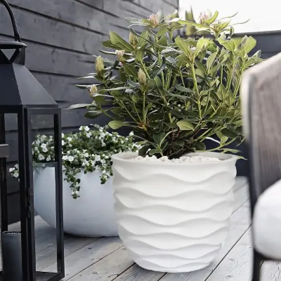 LuxenHome White MgO 11.6-Inch H Waves Round Planter image {1}