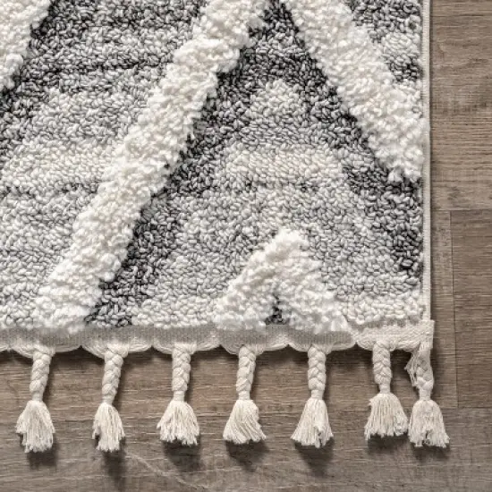 nuLOOM Fleur Geometric High/Low Tassel Area Rug image {4}