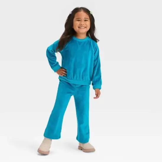 Toddler Girls' Ribbed Velour Top & Bottom Set - Cat & Jack&trade; image {3}