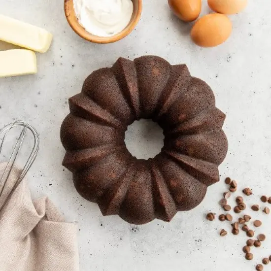 Nordic Ware 12 Cup Aluminum Formed Bundt Pan Blue: Nonstick Baking Pan, Hand Wash, Oven-Safe, Round Tube Pan image {3}