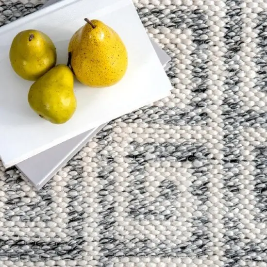 nuLOOM Mckenzie Greek Key Trellis Outdoor Patio Area Rug image {5}