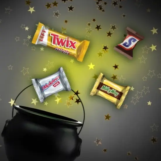 3 Musketeers, Snickers, Milky Way, & Twix, Halloween Candy Variety Pack - 61.85oz/225ct image {2}