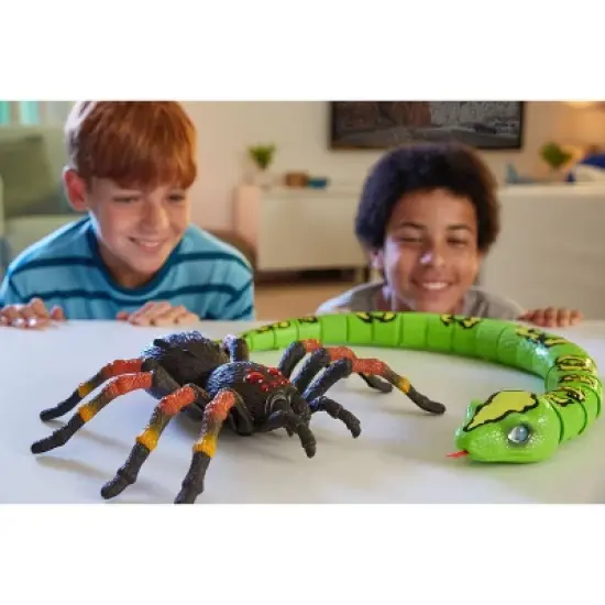 Robo Alive 15" Giant Tarantula Spider Robotic Toy by ZURU image {10}