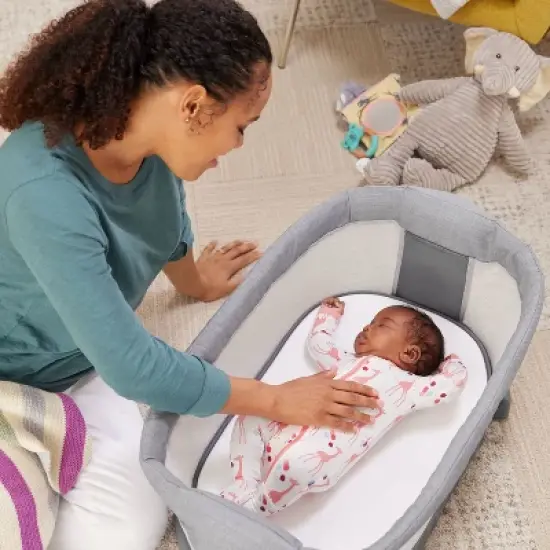 Graco Pack 'N Play Sit 'N Grow Playard - Lenny image {3}