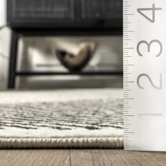 nuLOOM Charline Modern Mountain Area Rug image {2}