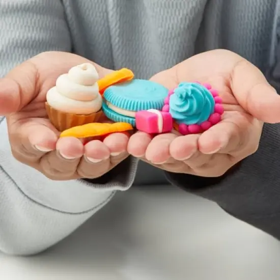 Play-Doh Kitchen Creations Colorful Cafe Kids Kitchen Playset image {7}