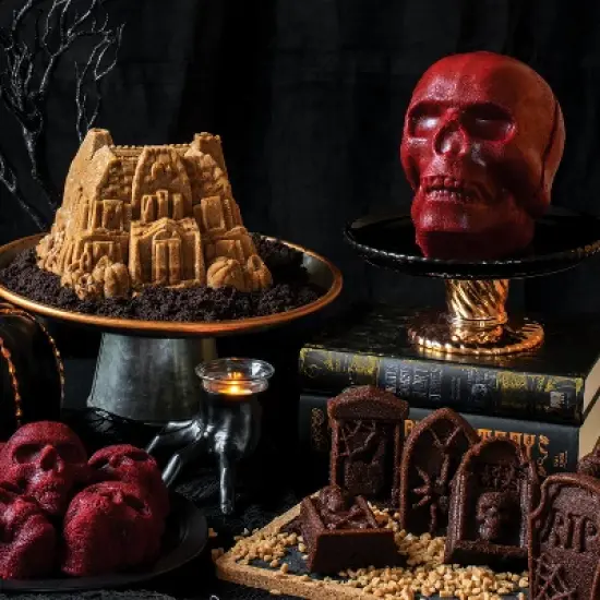 Nordic Ware Tombstone Cakelet Pan image {4}