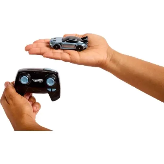 Hot Wheels Ford Mustang GTD Battery-Powered Remote Control Toy Car 1:64 Scale image {5}