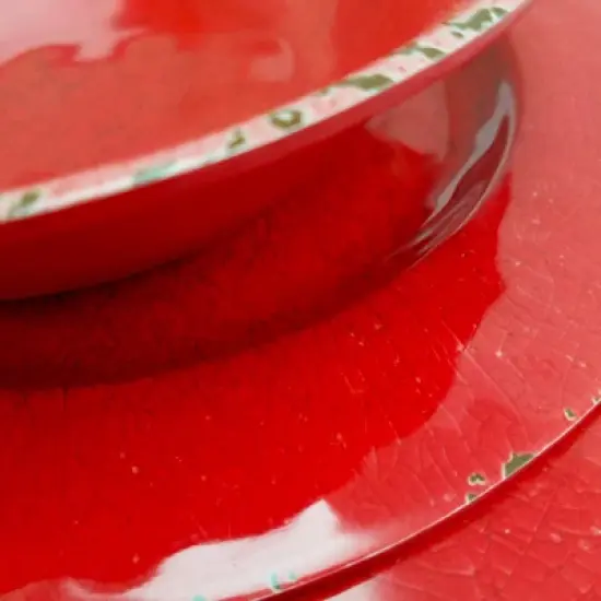 Gibson Mauna 12 Piece Dinnerware Set in Red image {3}