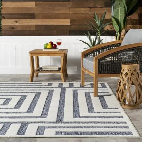 nuLOOM Karia Transitional Diamond Indoor/Outdoor Patio Area Rug image {7}