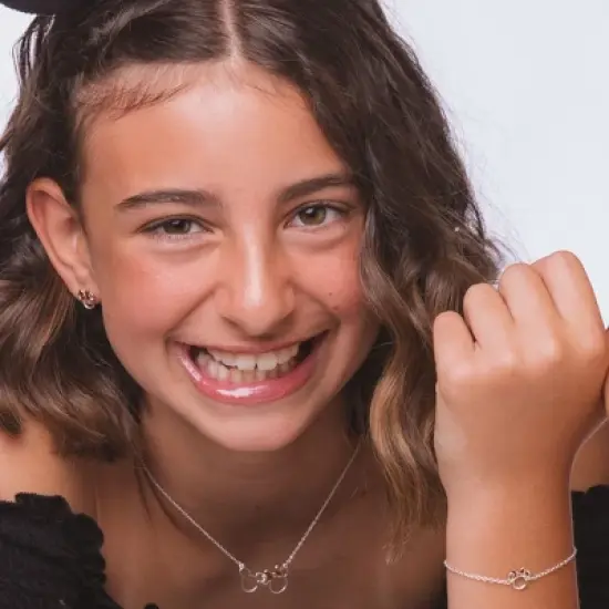 Disney Women's Mickey and Minnie Mouse Silver Plated Pendant Necklace, 18" image {2}