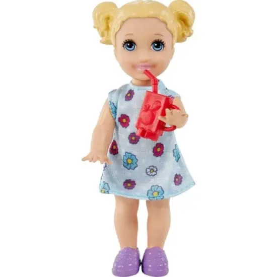 Barbie Teacher Playset - Brown Hair image {2}