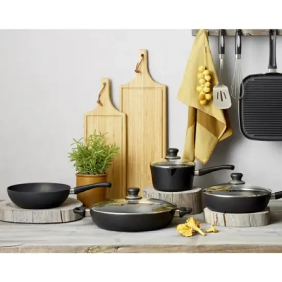 Scanpan Classic 12 Inch Chef Pan with Glass Lid image {3}