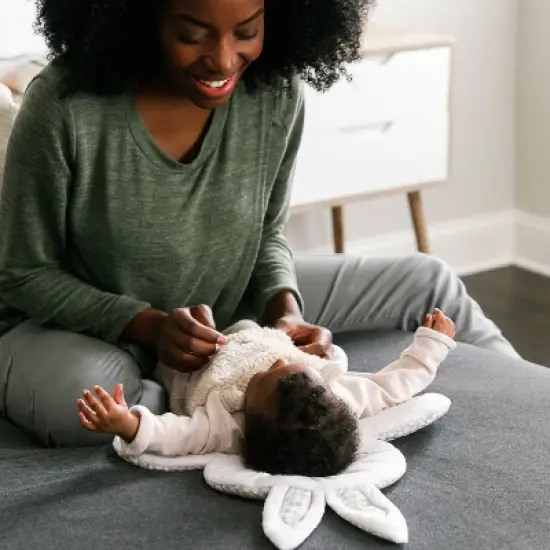 Ingenuity InLighten Baby Bouncer Seat, Light Up Toy Bar, Bunny Tummy Time Pillow Mat - Twinkle Tails image {6}