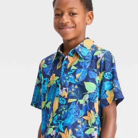 Boys' Printed Woven Shirt - All in Motion&trade; image {2}