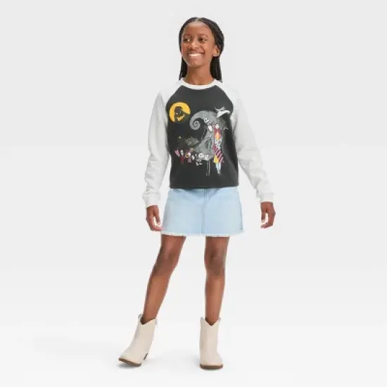 Girls' The Nightmare Before Christmas Raglan Pullover Sweatshirt - Black image {2}