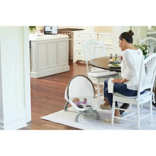 Graco Pack 'n Play Quick Connect Playard with Portable Seat- Britton image {4}