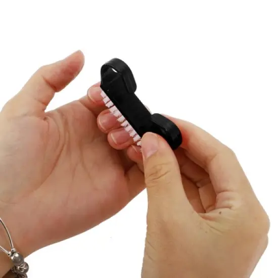 Unique Bargains Durable Solid Horn Nail Brush 2.44"x1.38" 1 Pc image {1}