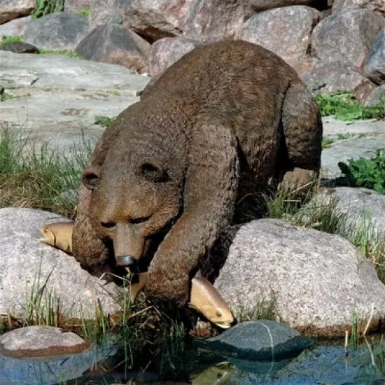 Design Toscano Catch of the Day Grand Bear Sculpture image {7}