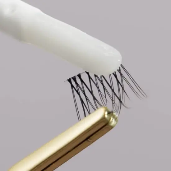Eylure False Eyelashes Underlash Bond & Remover - 2ct image {2}