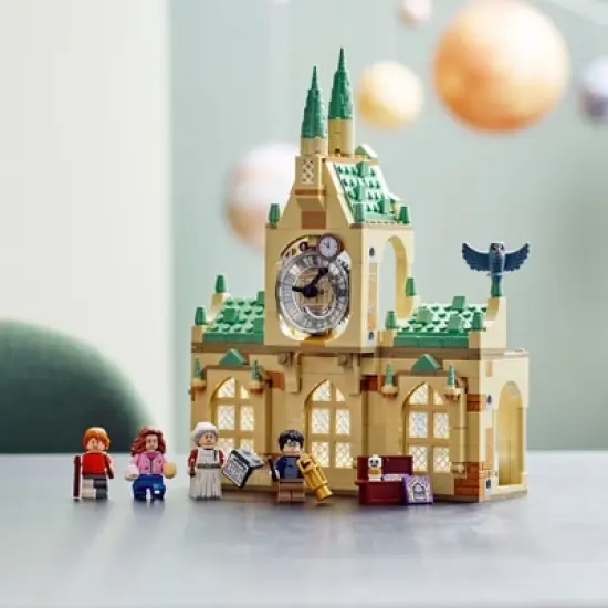 LEGO Harry Potter Hogwarts Hospital Wing Castle Toy 76398 image {5}