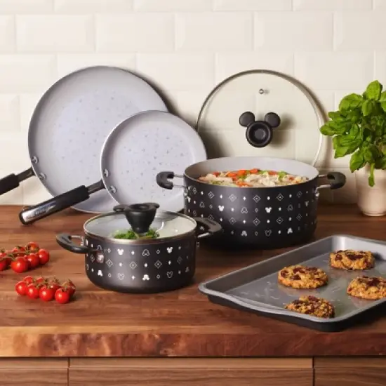Farberware Disney Monochrome 7pc Ceramic Nonstick Cookware Set Black: Dishwasher Safe, Electric & Gas Compatible image {1}