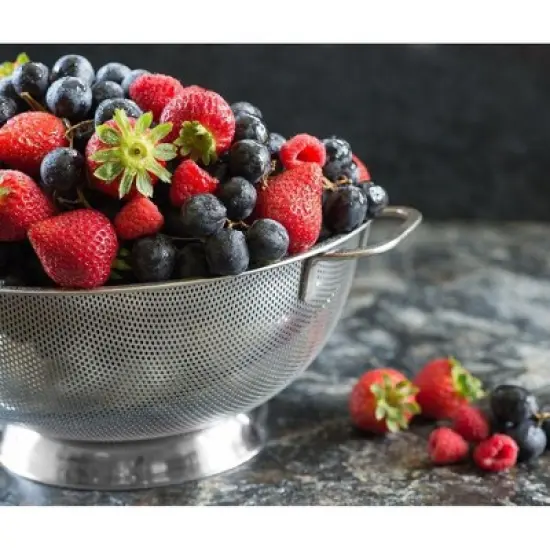 Bellemain 3-Quart Stainless Steel Colander &ndash; Durable Kitchen Strainer for Pasta, Fruits, Vegetables & More image {5}