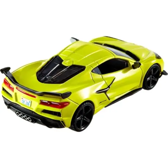 Hot Wheels Premium '23 Corvette Z06 - 1:43 Scale image {1}