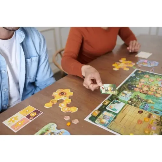 Goliath Honey Buzz Board Game image {5}