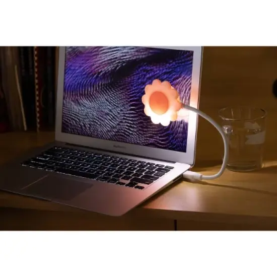 Vivitar USB Light - Flower Light Pink image {1}