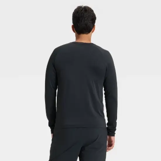 Men's Long Sleeve Seamless T-Shirt - All In Motion&trade; image {1}