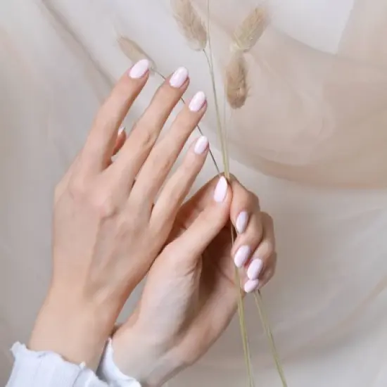 Le Mini Macaron Gel Nail Polish - Coconut Yogurt - 0.29 fl oz image {3}